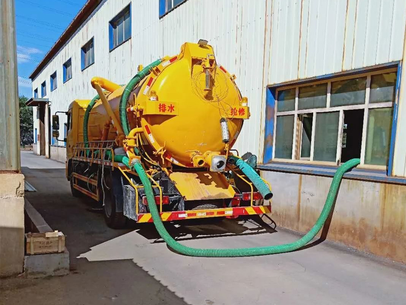 北苑厂区化粪池清理